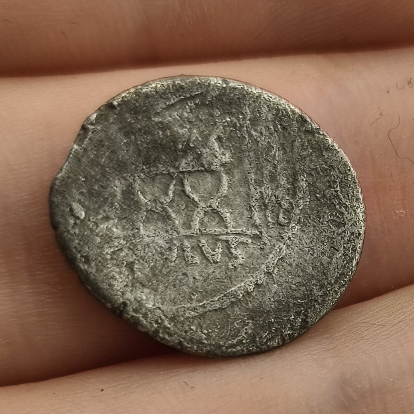 Roman Republic Praetor Regulus 42BC Silver Denarius Coin