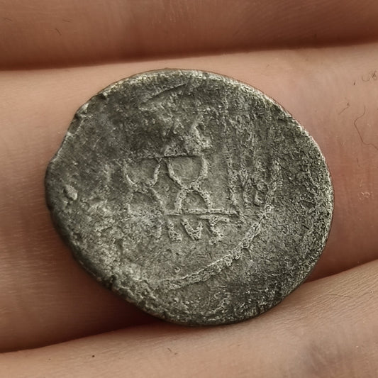 Roman Republic Praetor Regulus 42BC Silver Denarius Coin